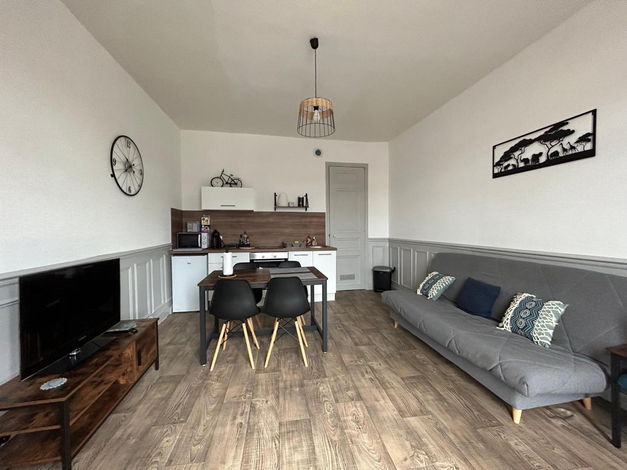 Appartement F1, Refait A Neuf, 150M De La Plage Donville-les-Bains Ngoại thất bức ảnh